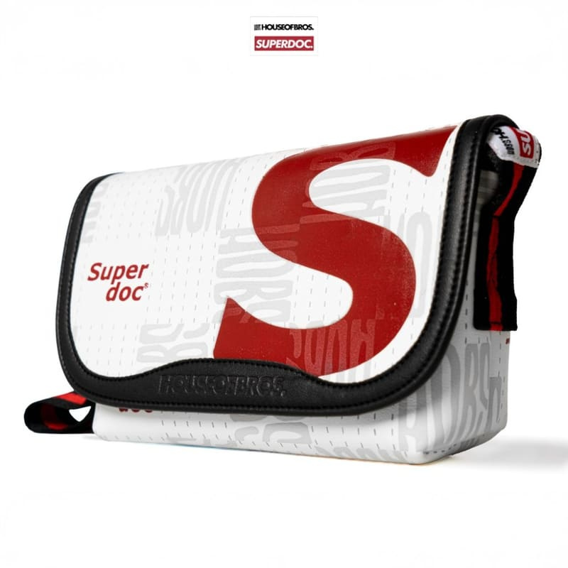 Hobs กระเป๋า รุ่น Hobs x Superdoc ขนาด 9 นิ้ว